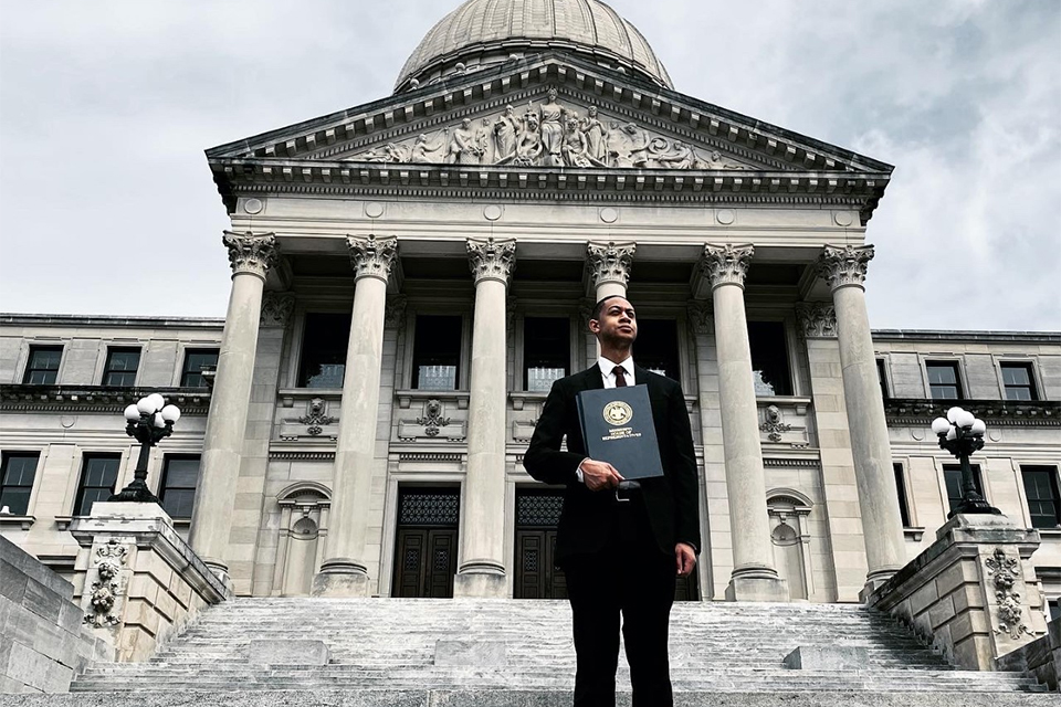 William Garfield Walker has been honoured with a resolution in the Mississippi House of Representatives, commending his 'musical genius' as an orchestral conductor.